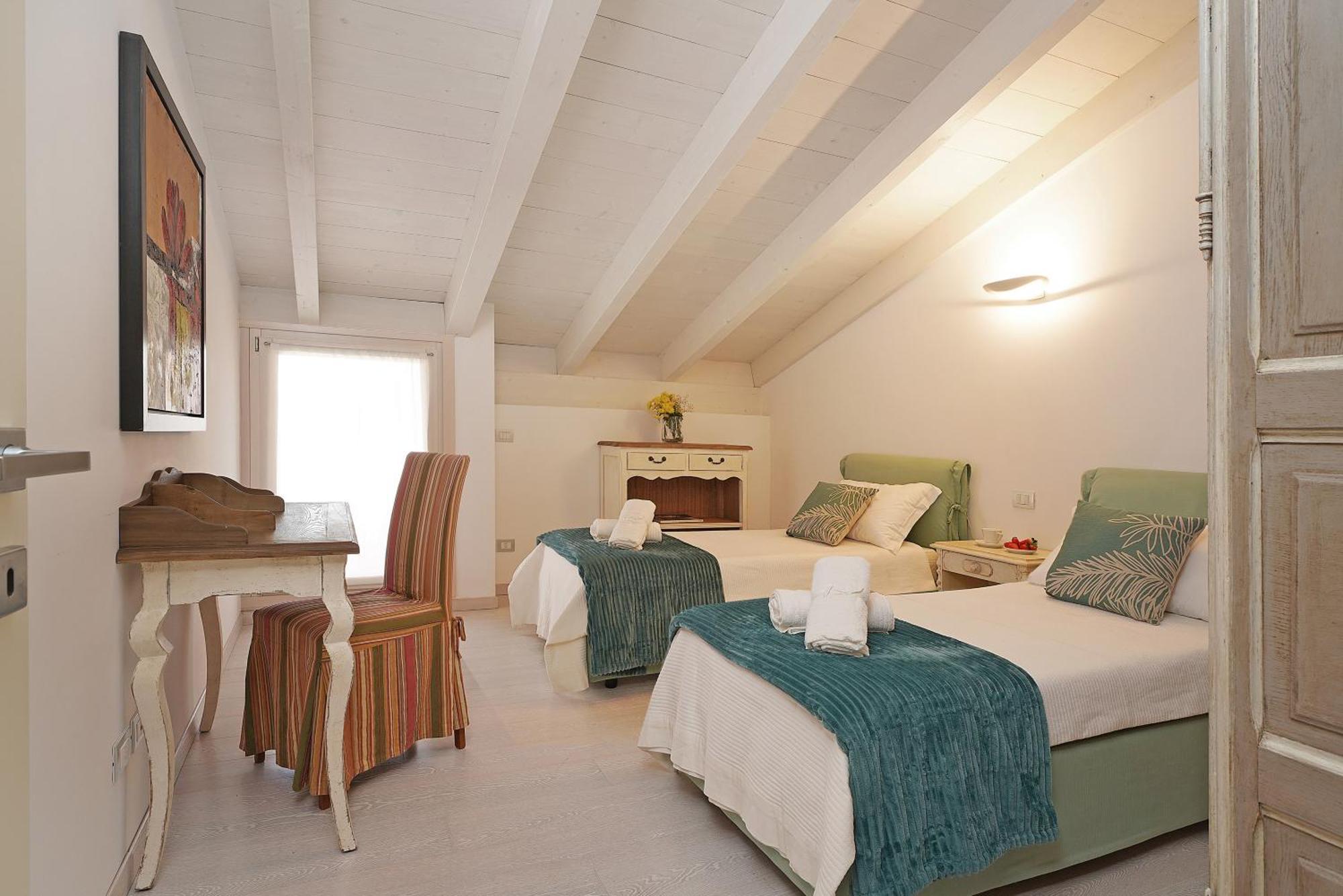 Resort Caesar C4 Sirmione - Gardagate Екстер'єр фото