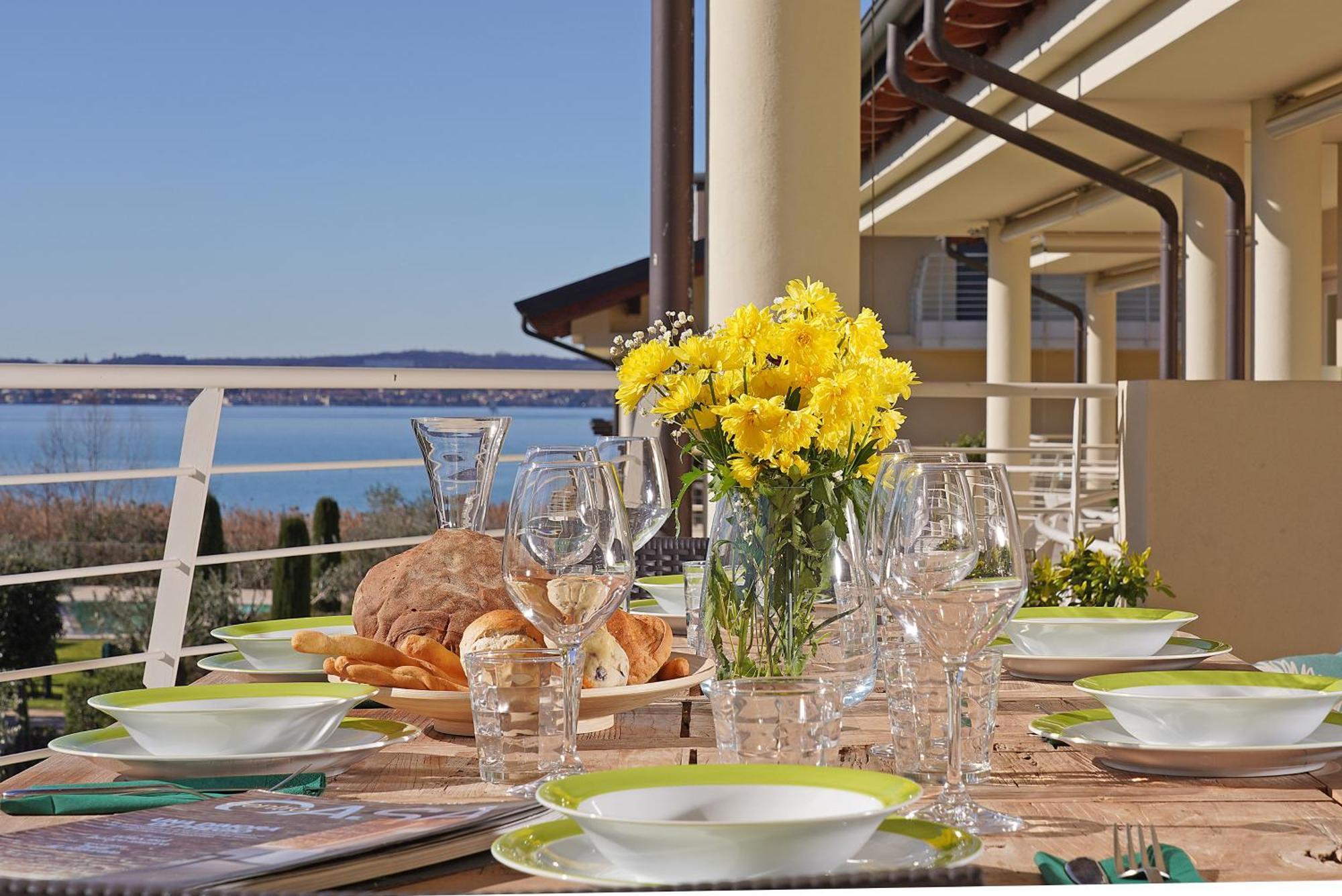 Resort Caesar C4 Sirmione - Gardagate Екстер'єр фото